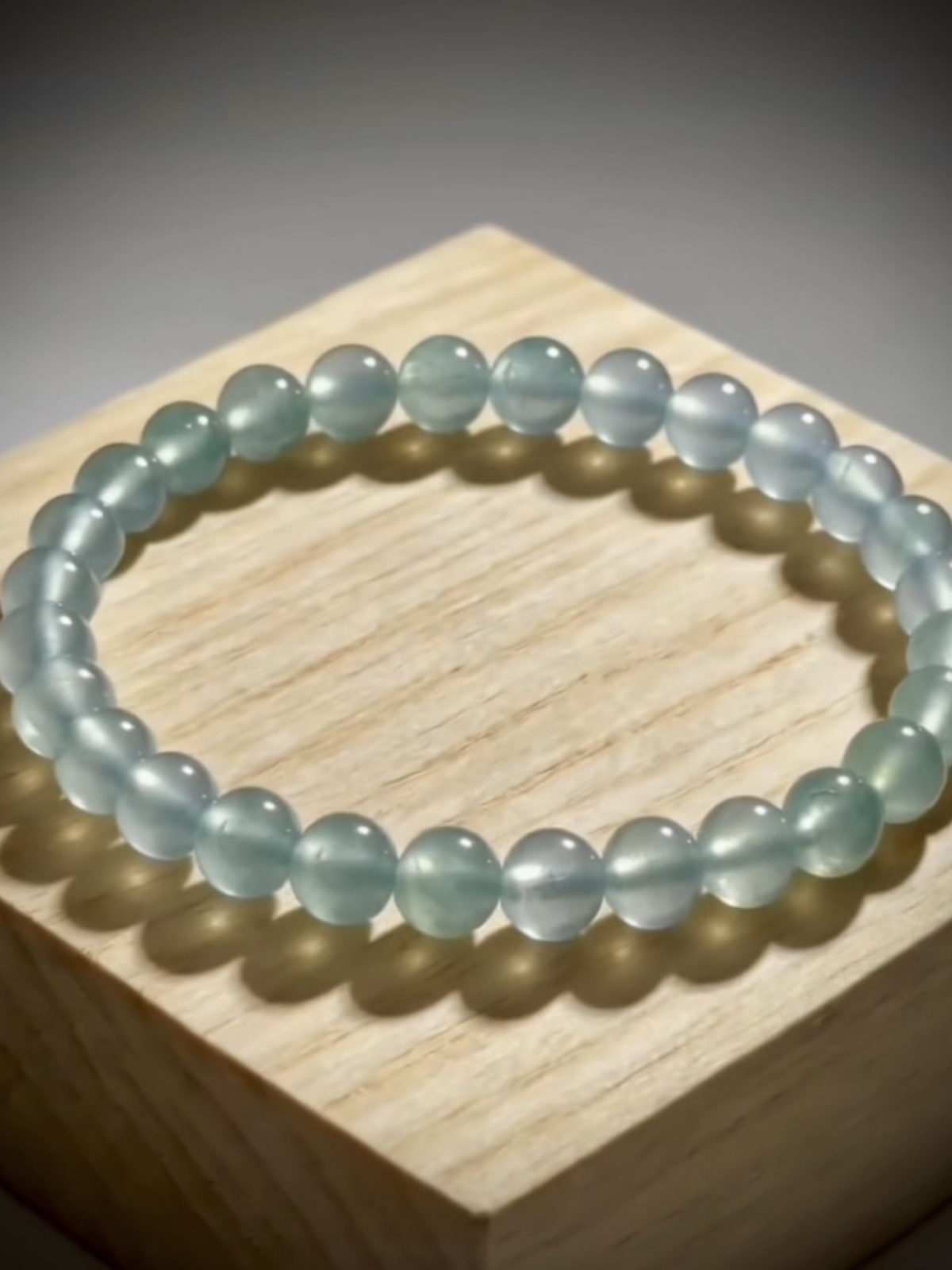 冰种手链手串，直径约7.2mm，28粒，
