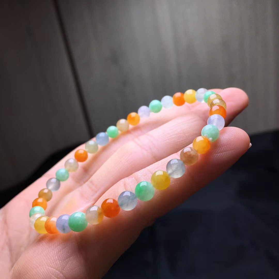 ️ 冰彩手链，卡5.1mm，37颗，种好，玉质细腻，色彩鲜艳，颗颗精选