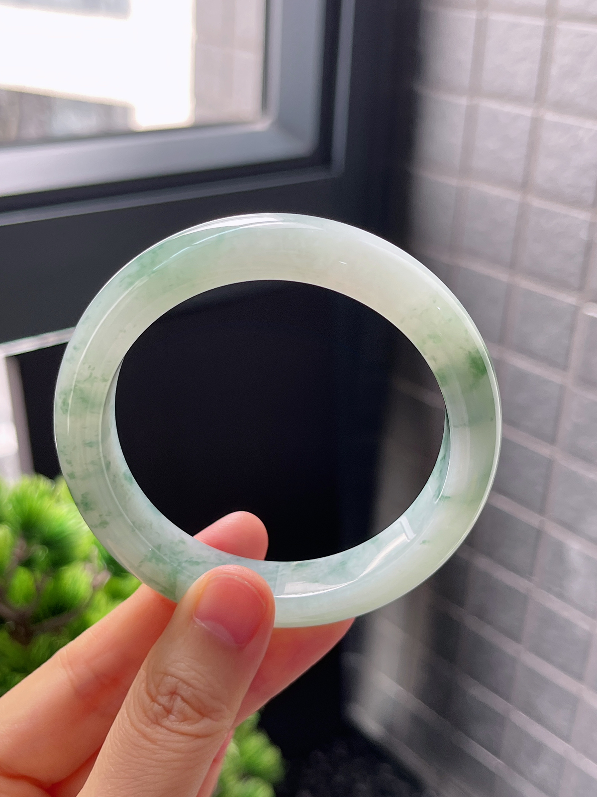 圈口56，冰糯飘花翡翠正圈手镯