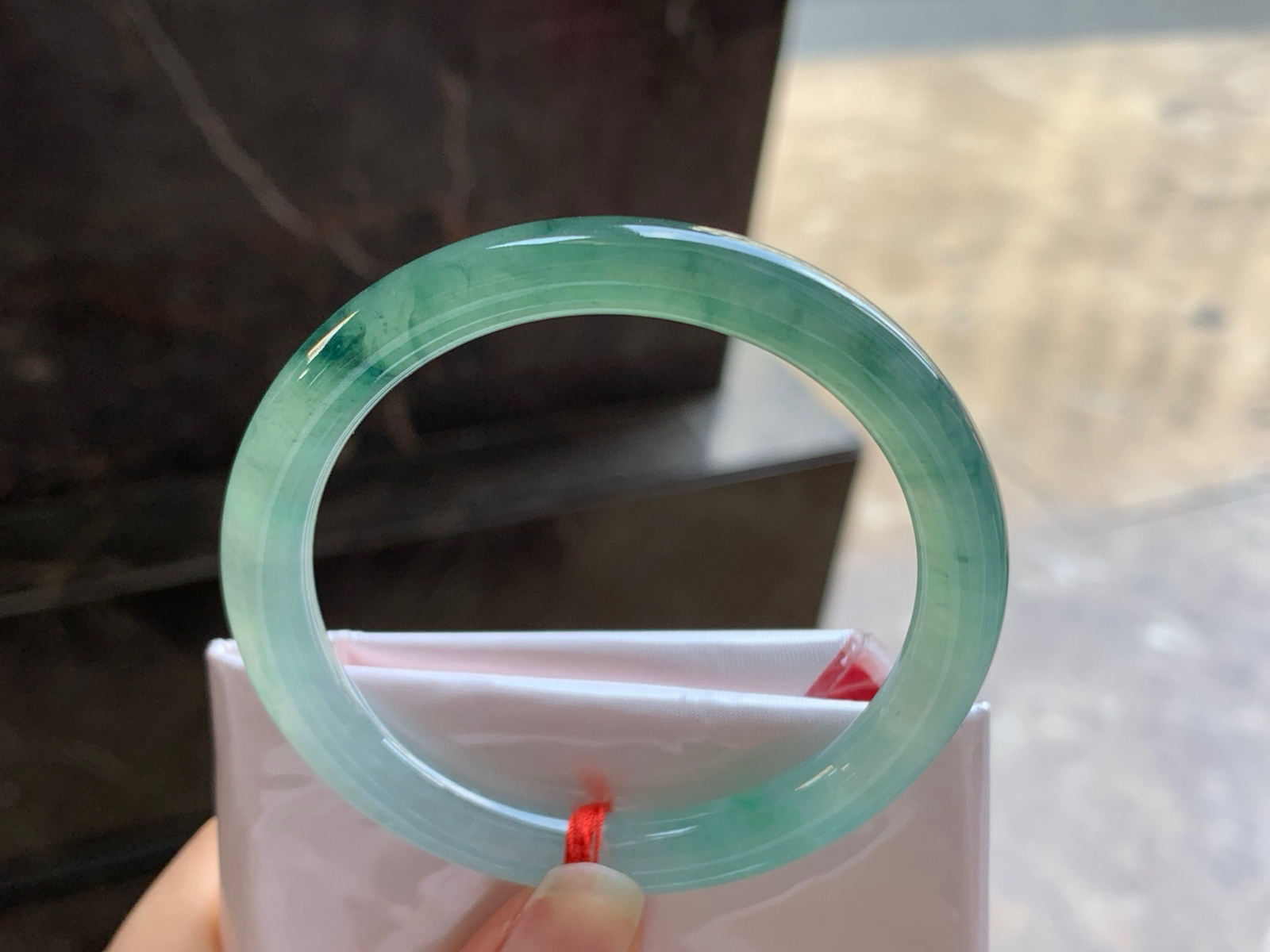 53-8
冰蓝细条^_^鲜艳