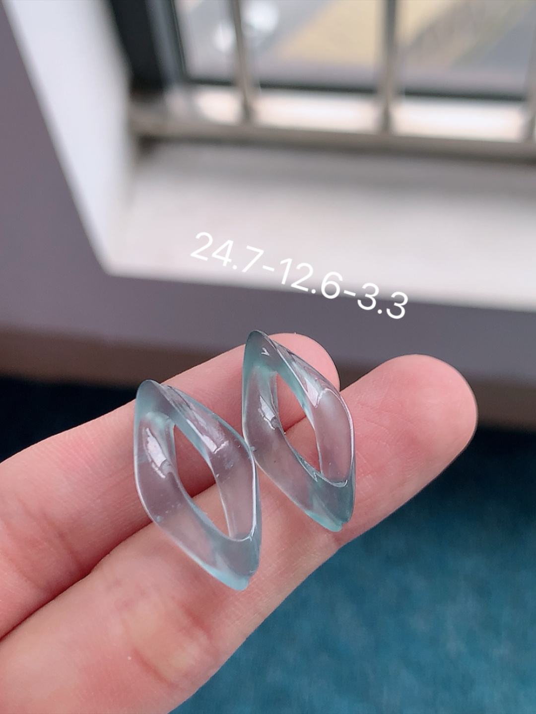 冰挂件，品相饱满 胶胶润润 佩戴福气满满的 货号98531，24.7-12.6-3.3