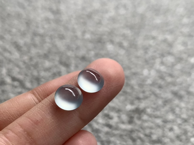 冰蛋面一对 尺寸7.5×7.2×4.3 /7.5×7.3×3.9