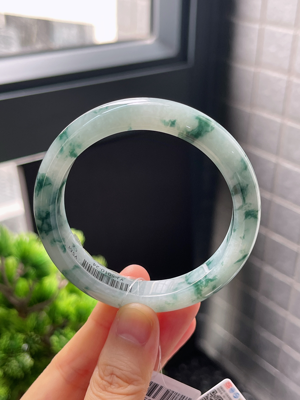 正圈53圈口，翡翠糯化种飘花手镯