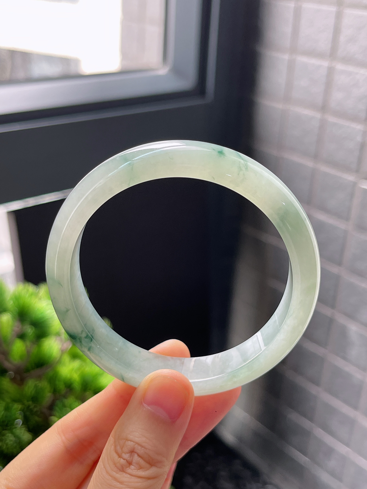 圈口56.5，冰糯飘花翡翠正圈手镯