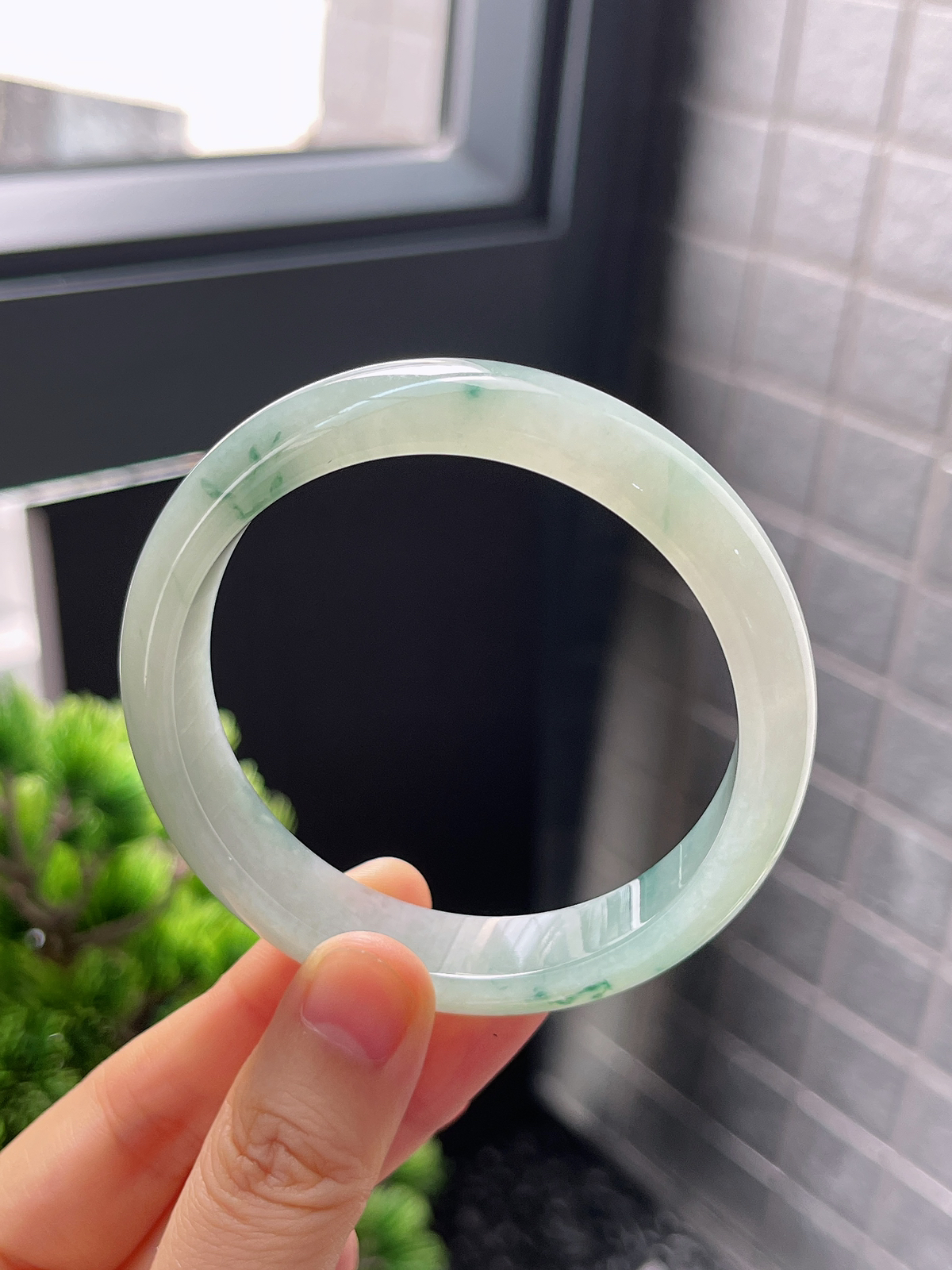 圈口56.5，冰糯飘花翡翠正圈手镯