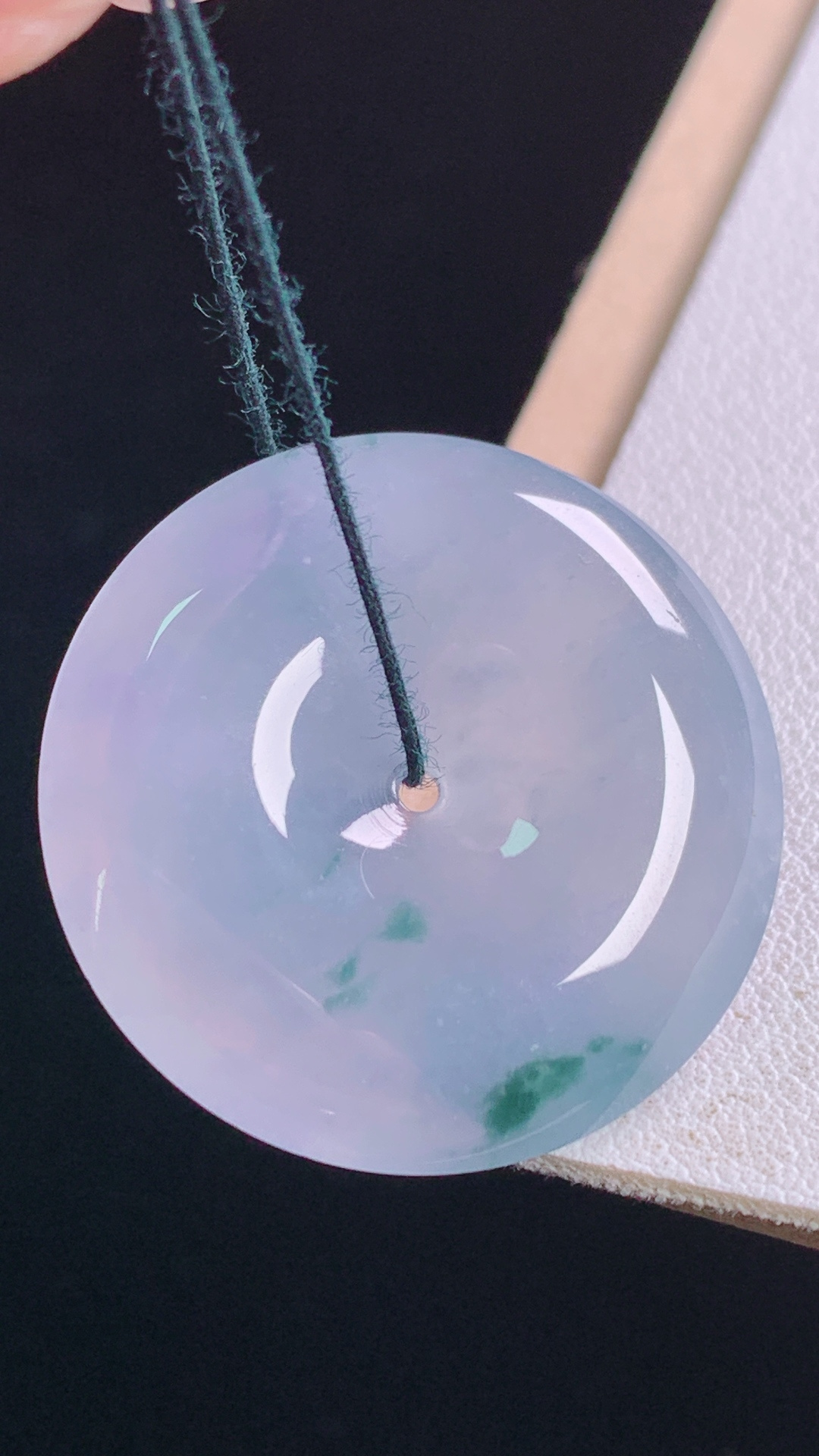 紫飘花平安扣 紫色浓郁，花色灵动，无裂 尺寸:29.4-5.8mm 27