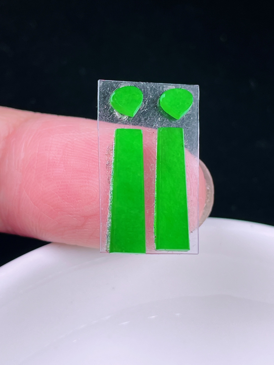 ️冰绿耳坠，老种起光，细底通透，尺寸：15.6/4/2.5mm0601