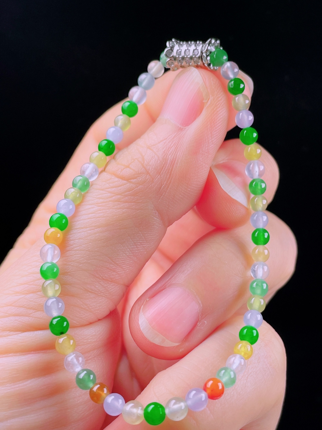️多彩手串，老种起光，细底通透，尺寸：3.5mm0531