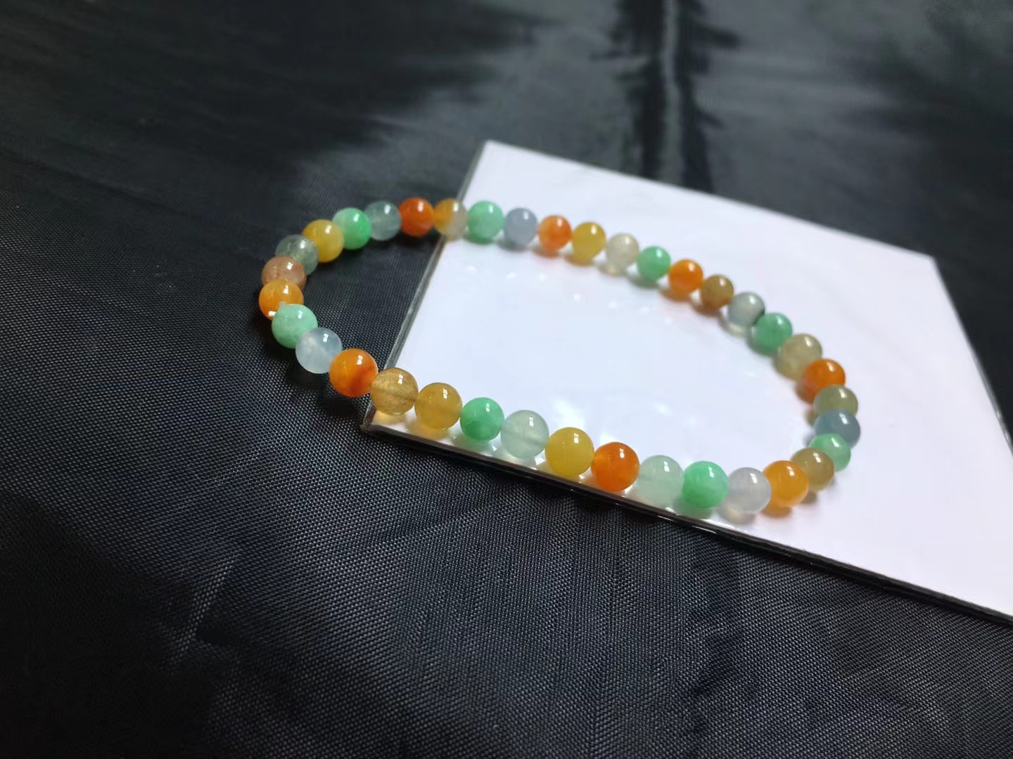 ️ 冰彩手链，卡5.1mm，37颗，种好，玉质细腻，色彩鲜艳，颗颗精选