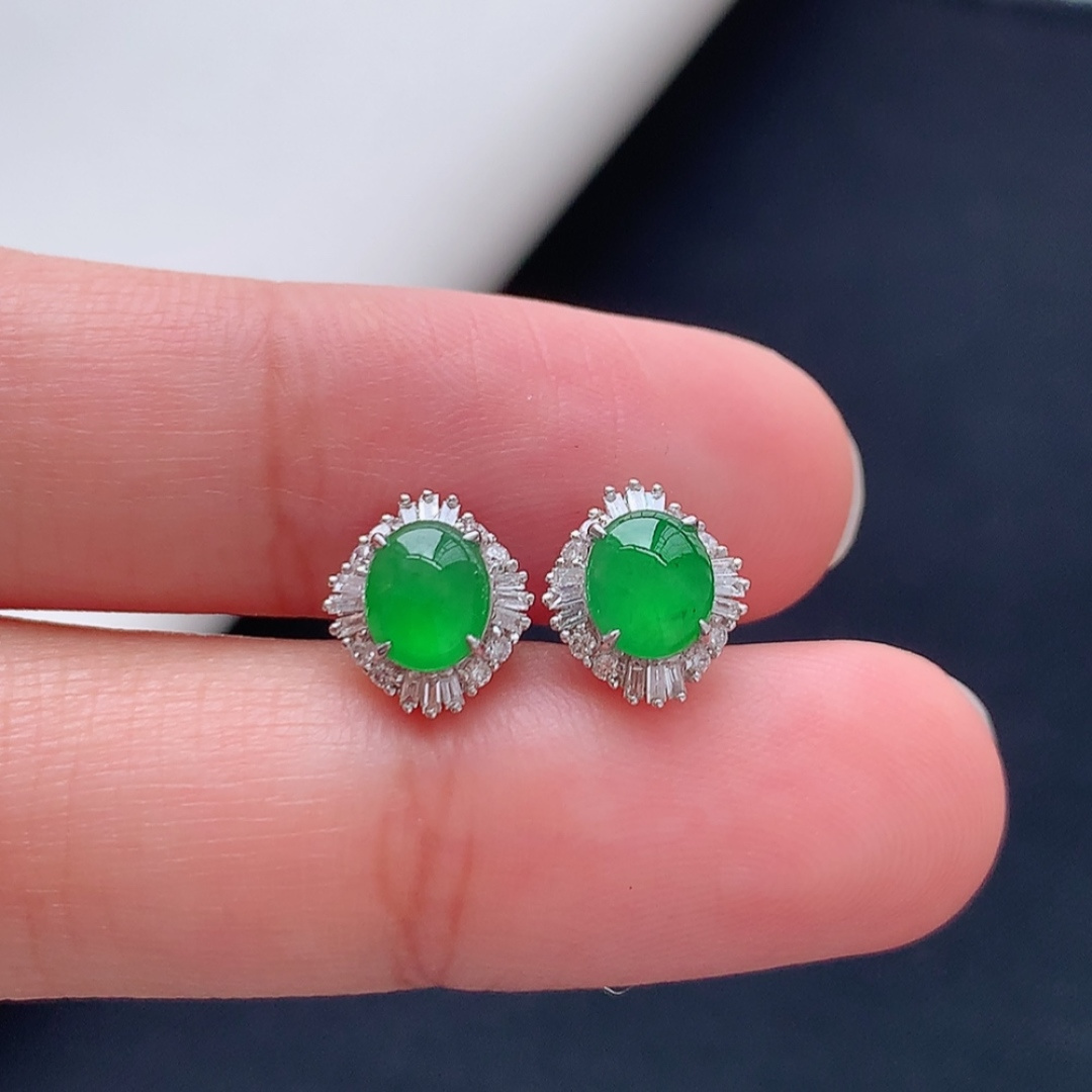 冰阳绿耳钉 色系温婉 饱满圆润，佩戴精致时尚 货号28425，5.9-5.2-1.3