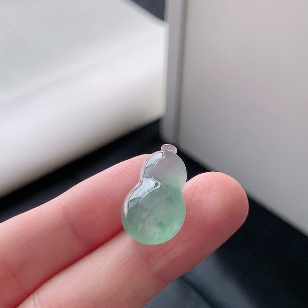 飘花葫芦挂件 种老饱满细腻，佩戴精致大气 货号98531，20.4-12.0-10.1