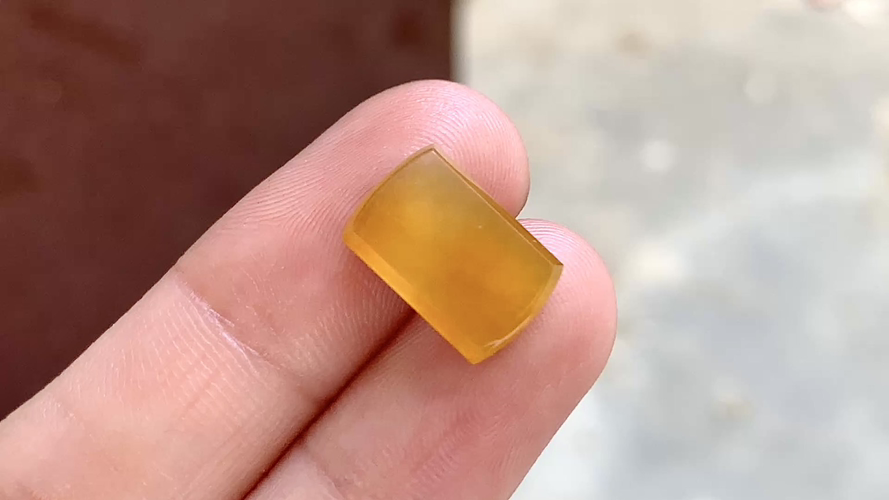 ️ 蜜糖黄马鞍 13.2*8.6*3.3 完整