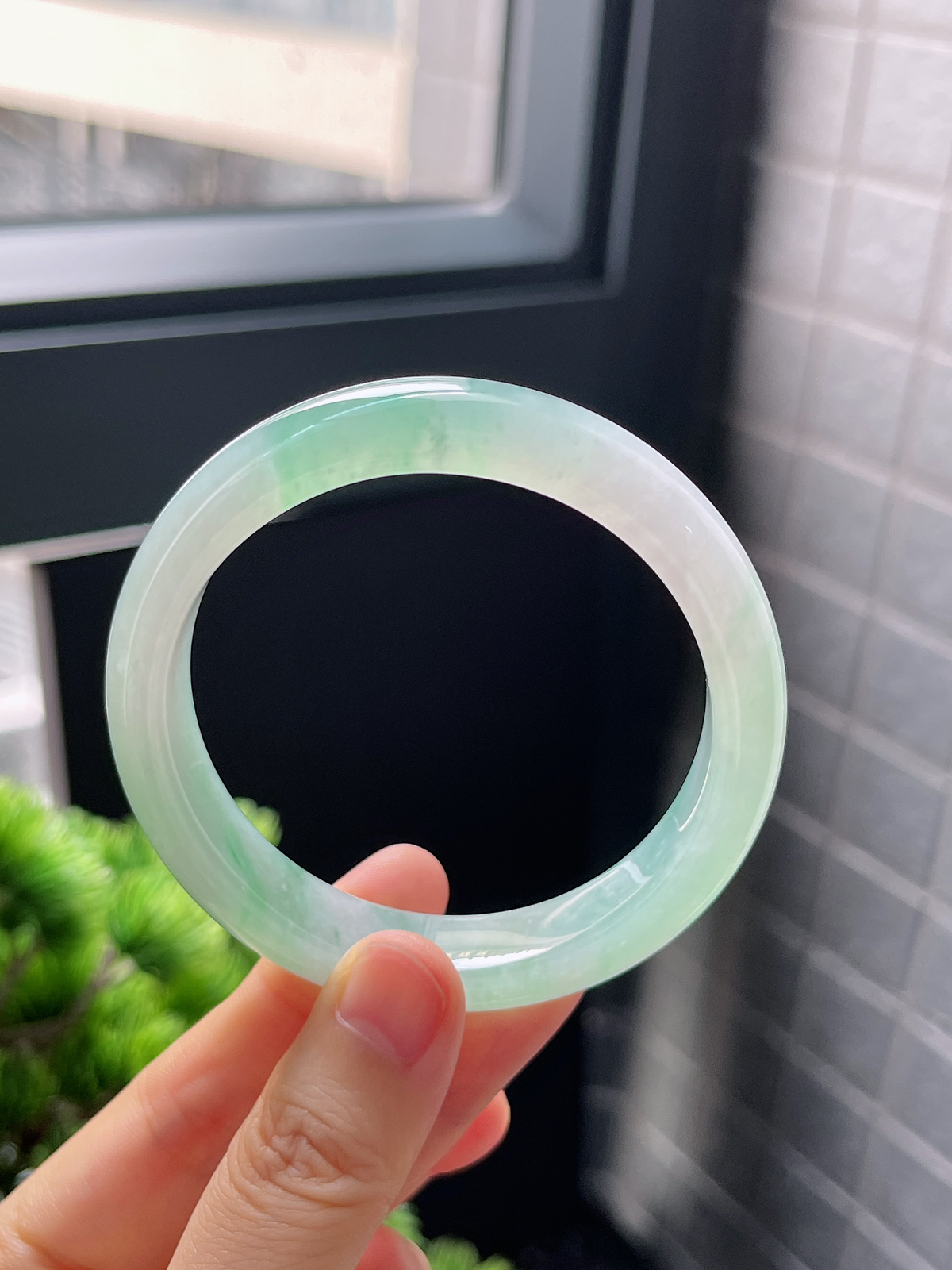 圈口54.8，冰糯飘花雪花棉翡翠正圈手镯