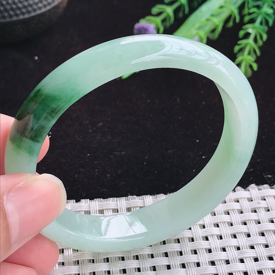 实拍A货翡翠54.5/46.5/12.3/7.2老坑冰润飘花贵妃手镯玉手镯女款平安镯