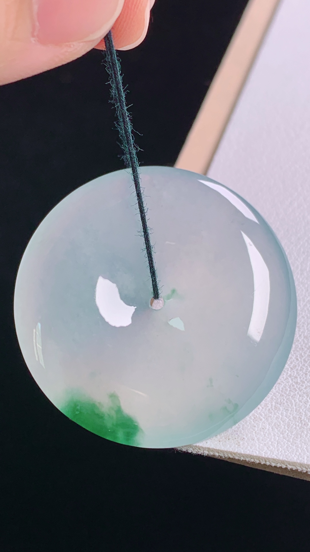 冰飘花平安扣 花色灵动，清透细腻，无裂，尺寸:35.7-6.0mm 29