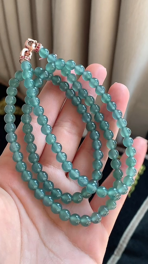 天然翡翠，冰蓝珠链 尺寸5.7 az61