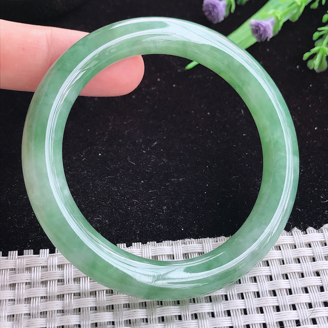 实拍A货翡翠54/9.3/9.5老坑冰胶冰晴满绿圆条手镯玉手镯女款平安镯
