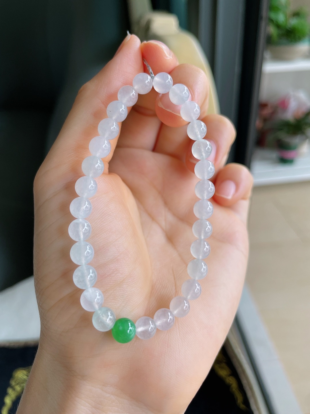 天然翡翠A货，冰种白冰手串，尺寸：6.2mm。【编3540】