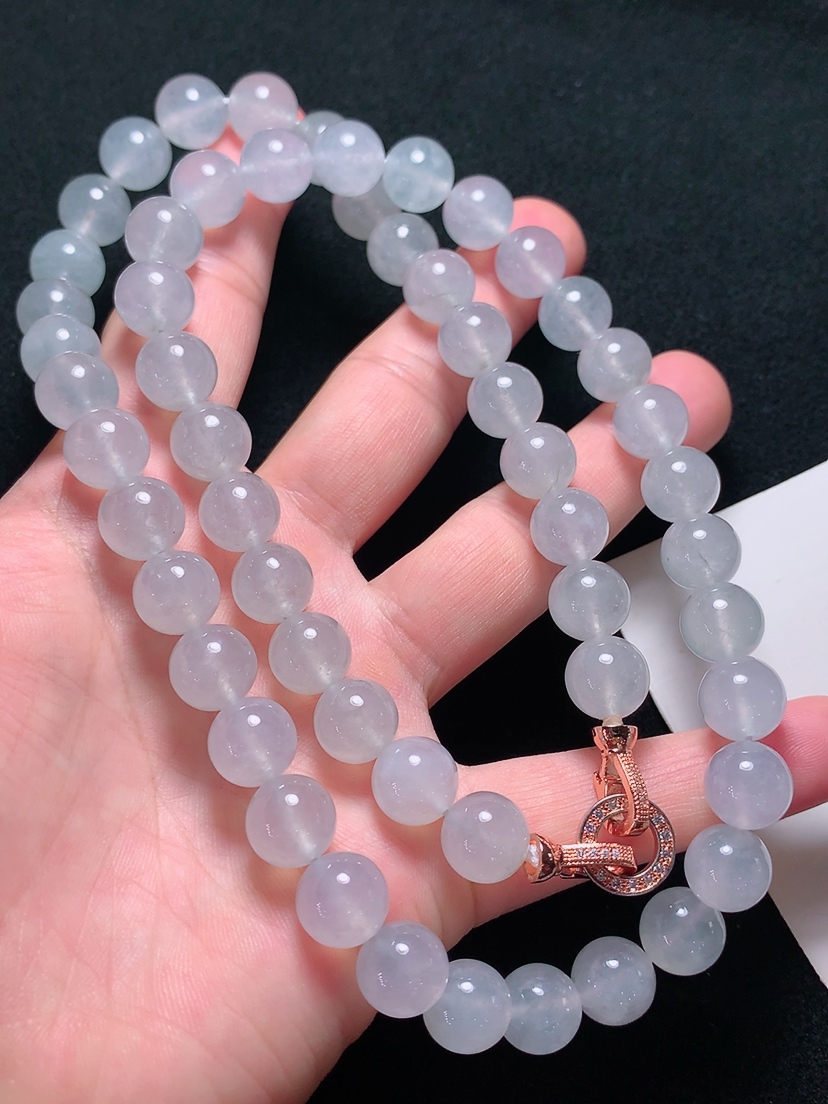 ️高质量珠链，种老水头好，又冰又润，饱满大气，尺寸：10.3mm55粒