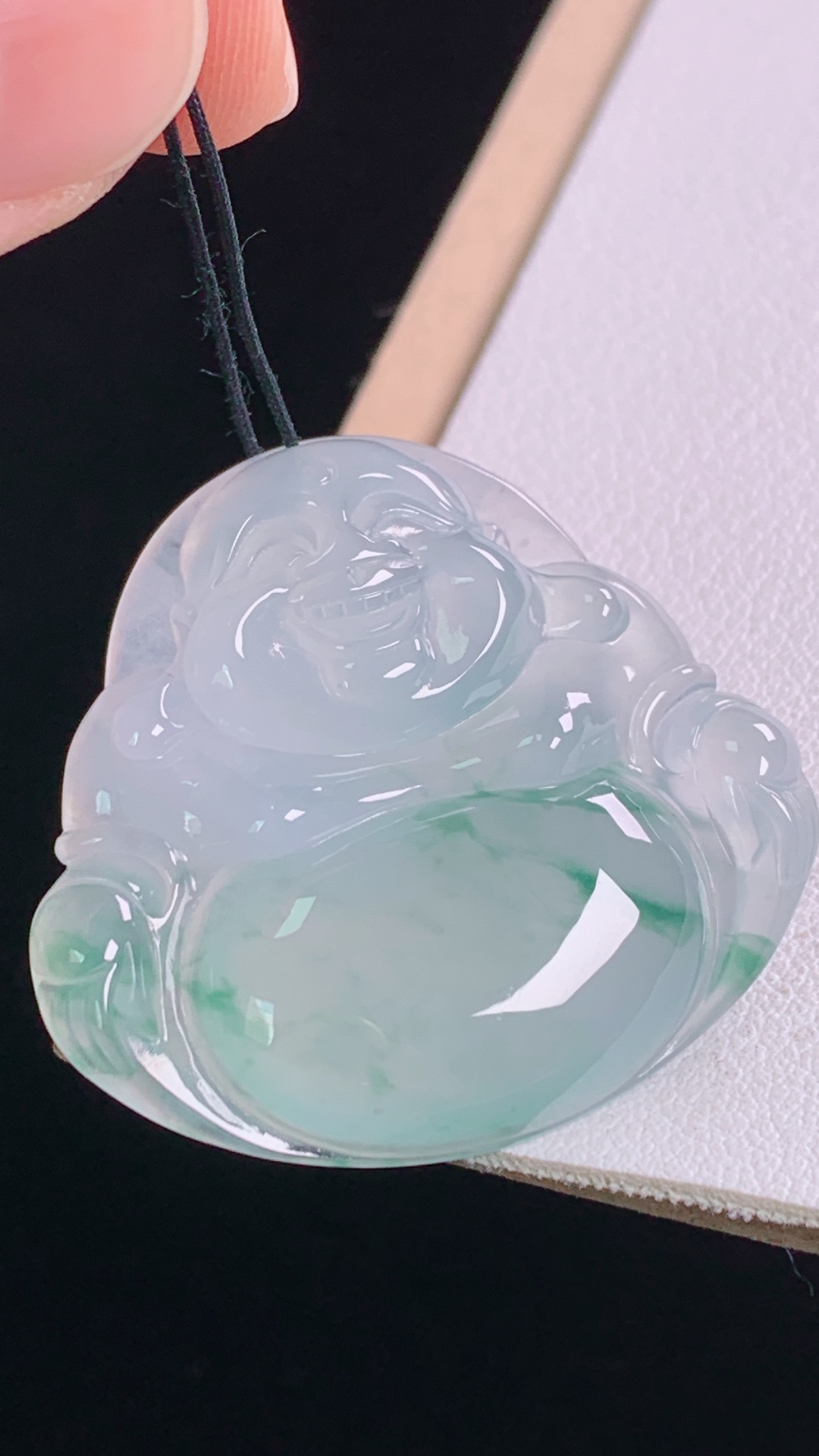 ️冰飘花佛公花色灵动，冰透起光，无裂，尺寸:32.7-34.9-5.7mm 30