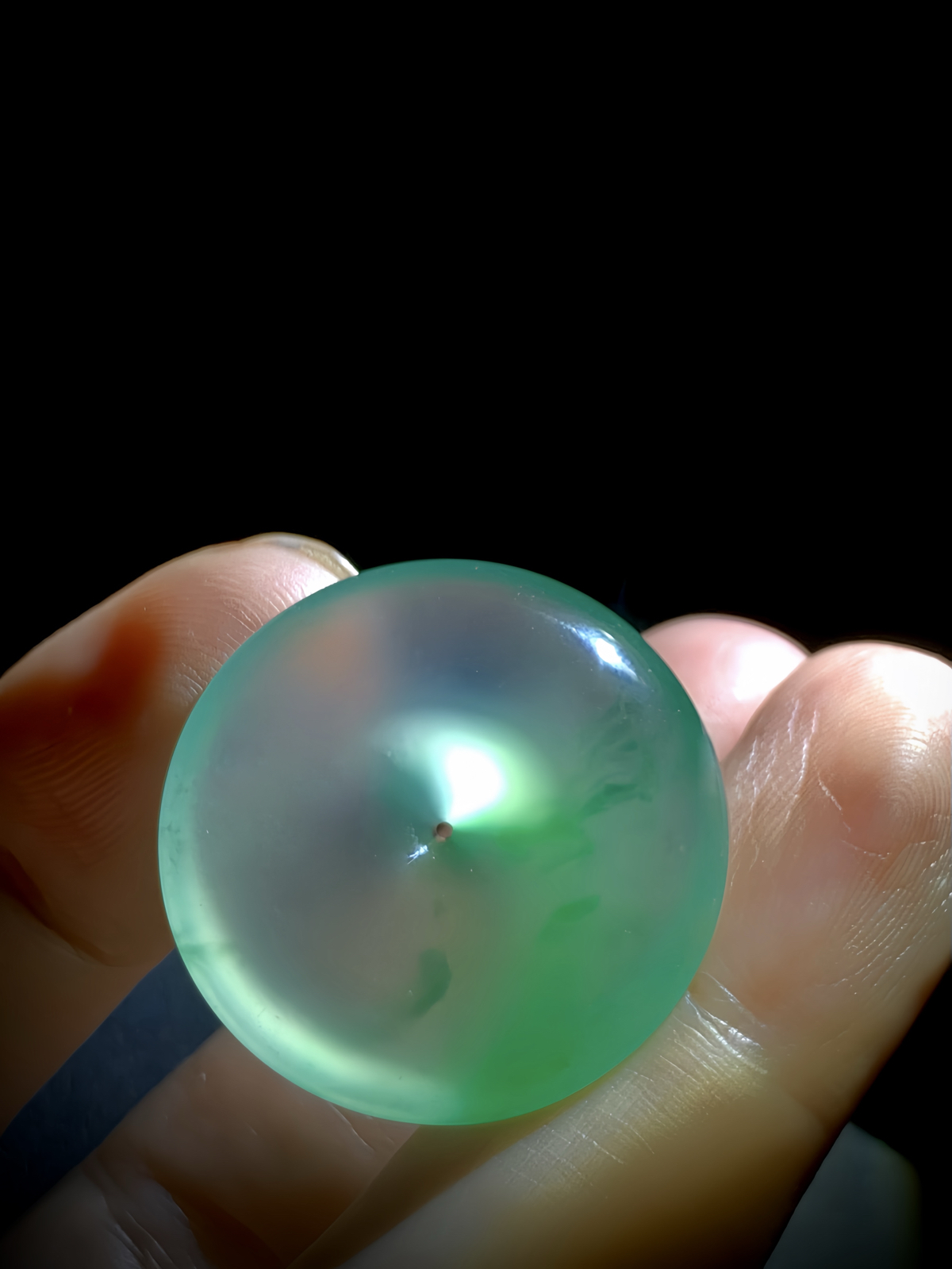 高品质飘花平安扣子，半山半水意境，
27-6.2mm，8.3g，