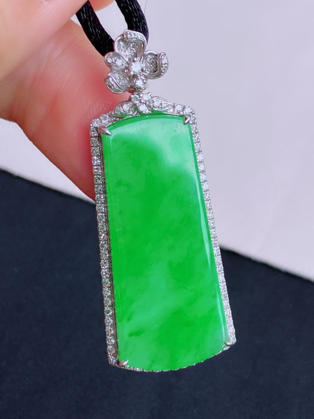 阳绿平安牌，简约时尚，尺寸45/34.8/15.8/6.5/自然光实拍