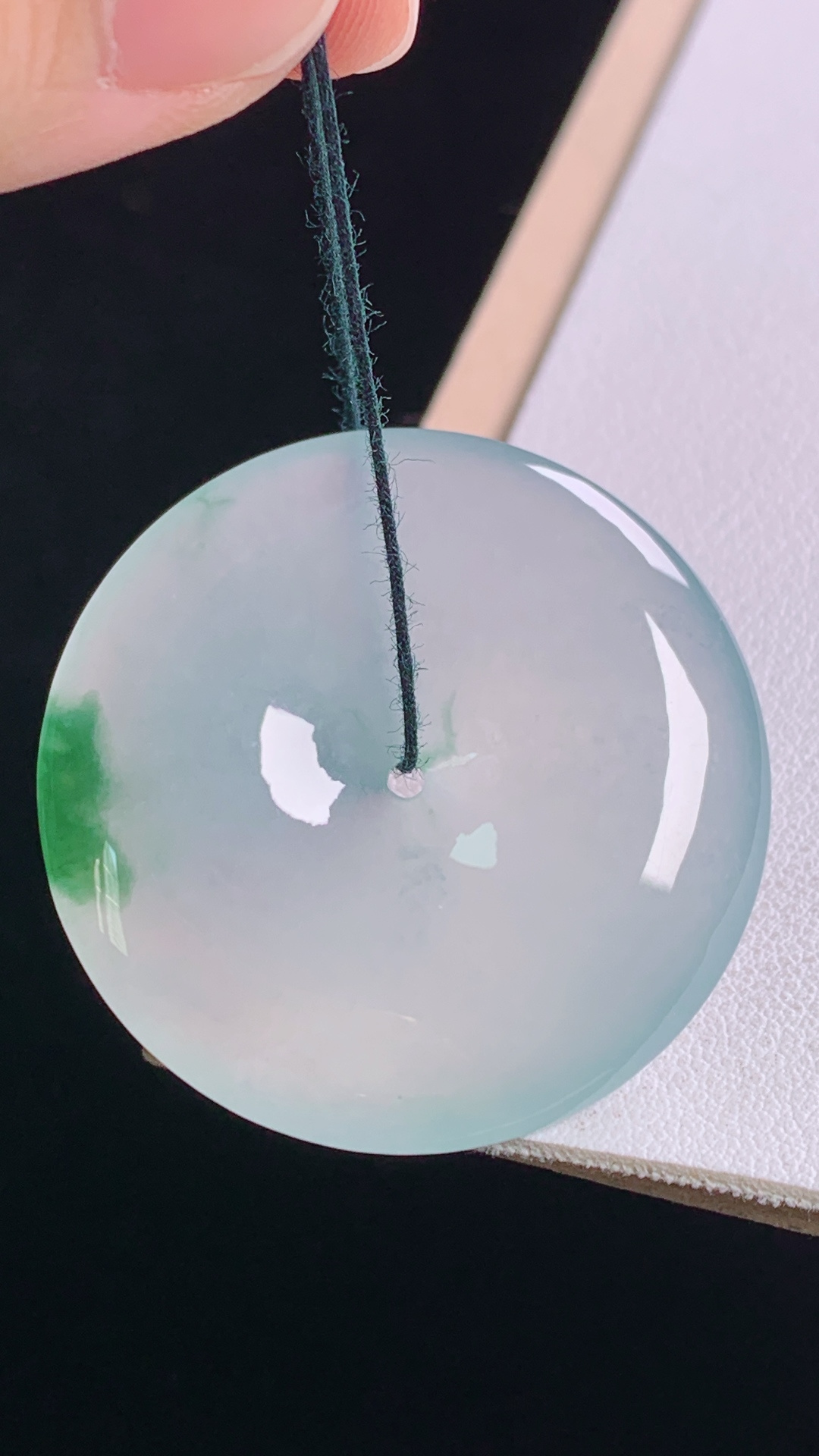 冰飘花平安扣 花色灵动，清透细腻，无裂，尺寸:35.7-6.0mm 29