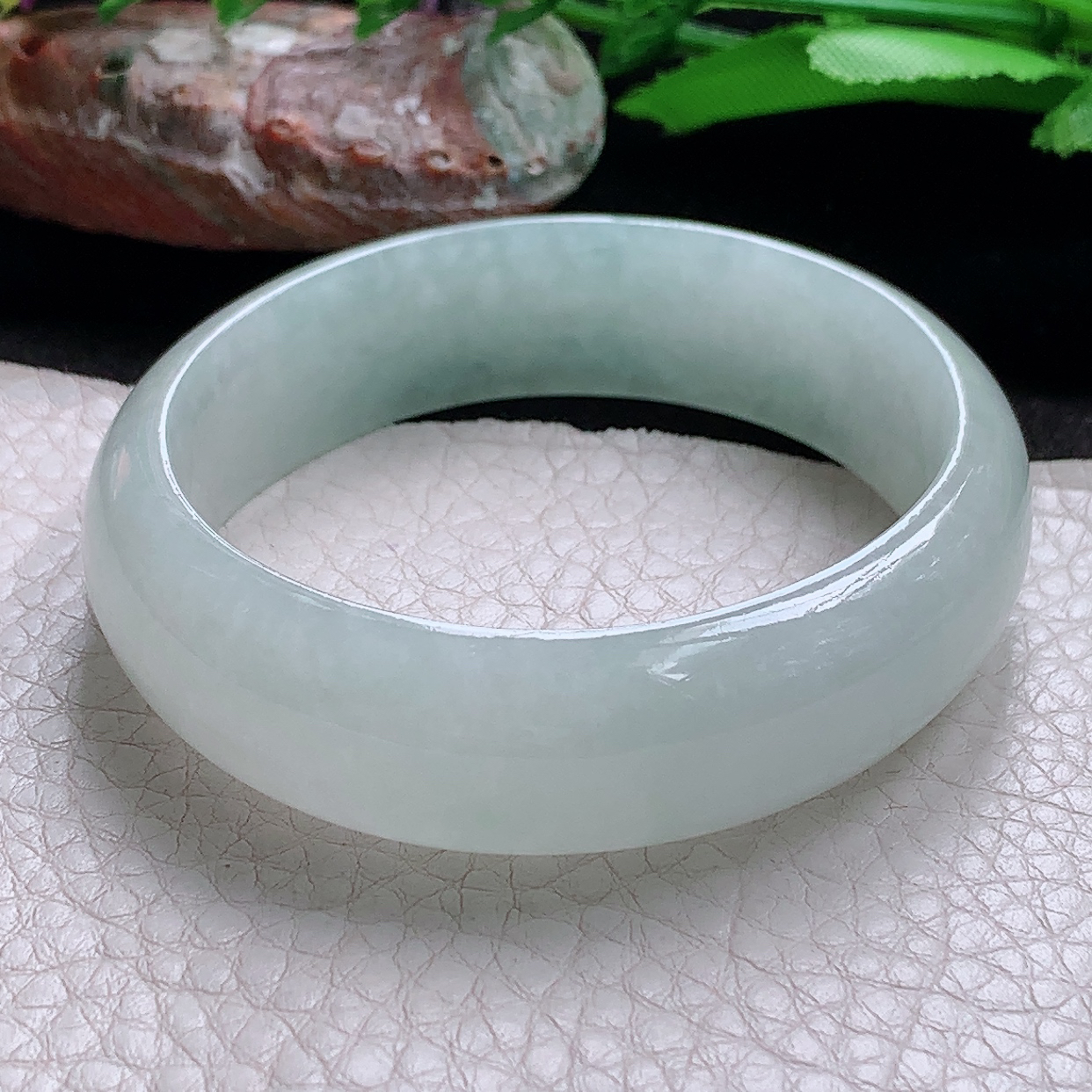ee实拍56.5*50*15.2*7轮胎镯 翡翠a货玉手镯清新蛋形宽边珠宝玉手环