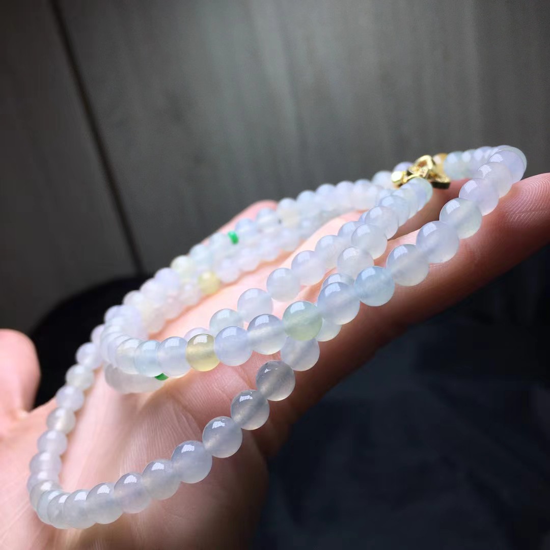 ️ 冰种珠链，卡6.2～5.9mm，118颗，种好，玉质细腻，冰透水润，均匀