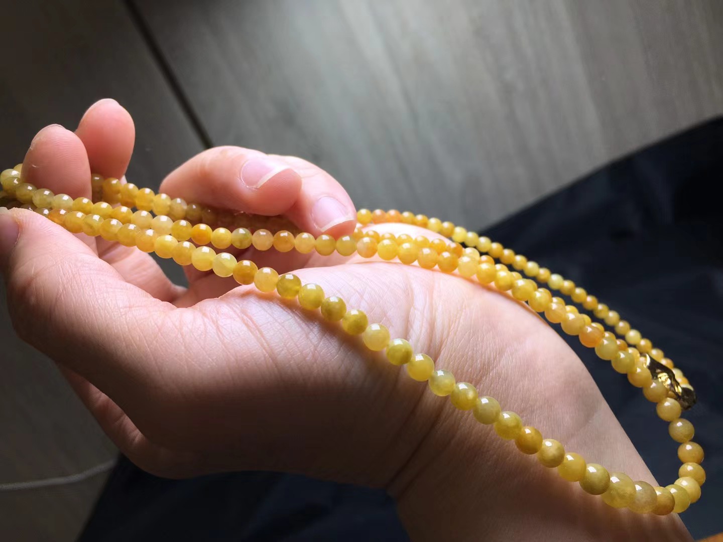 黄翡珠链，卡5.2～3.7mm，170颗，玉质细腻，色浓，鲜艳，油润，颗颗精选
