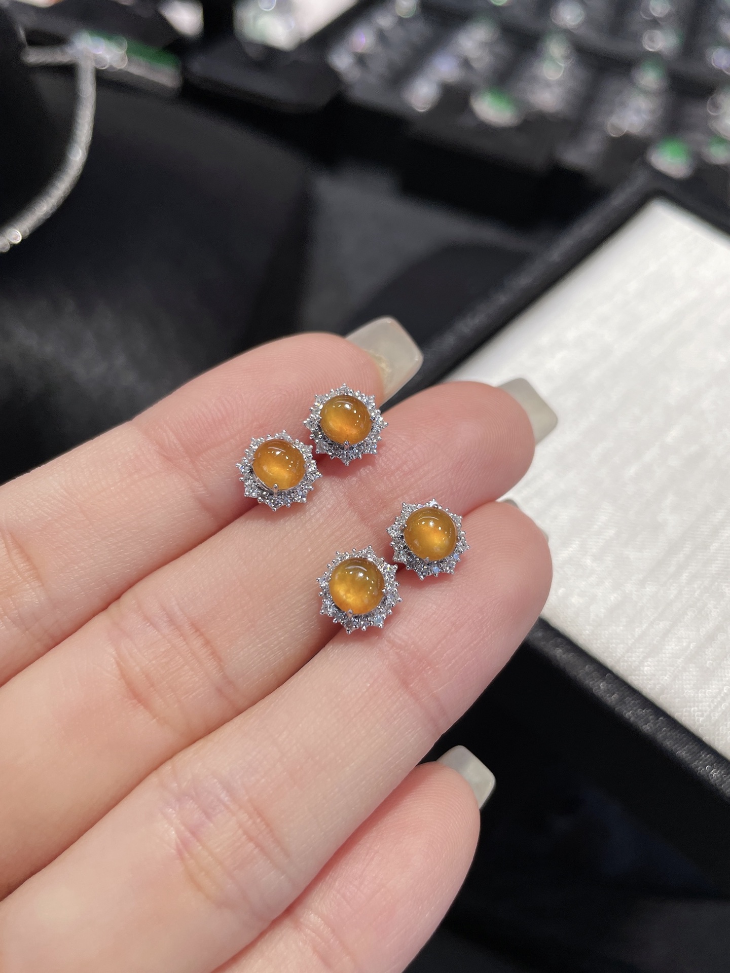 🧡亮闪闪  冰黄翡  高冰黄翡 戒指 耳钉 18k金 一对 8.3-8.2-6mm