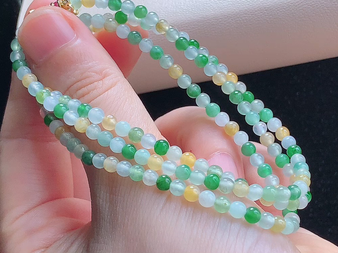️ 三彩珠链，度高，尺寸取一3.6mm，包A附证书