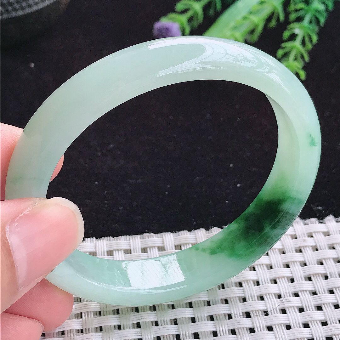 实拍A货翡翠54.5/46.5/12.3/7.2老坑冰润飘花贵妃手镯玉手镯女款平安镯