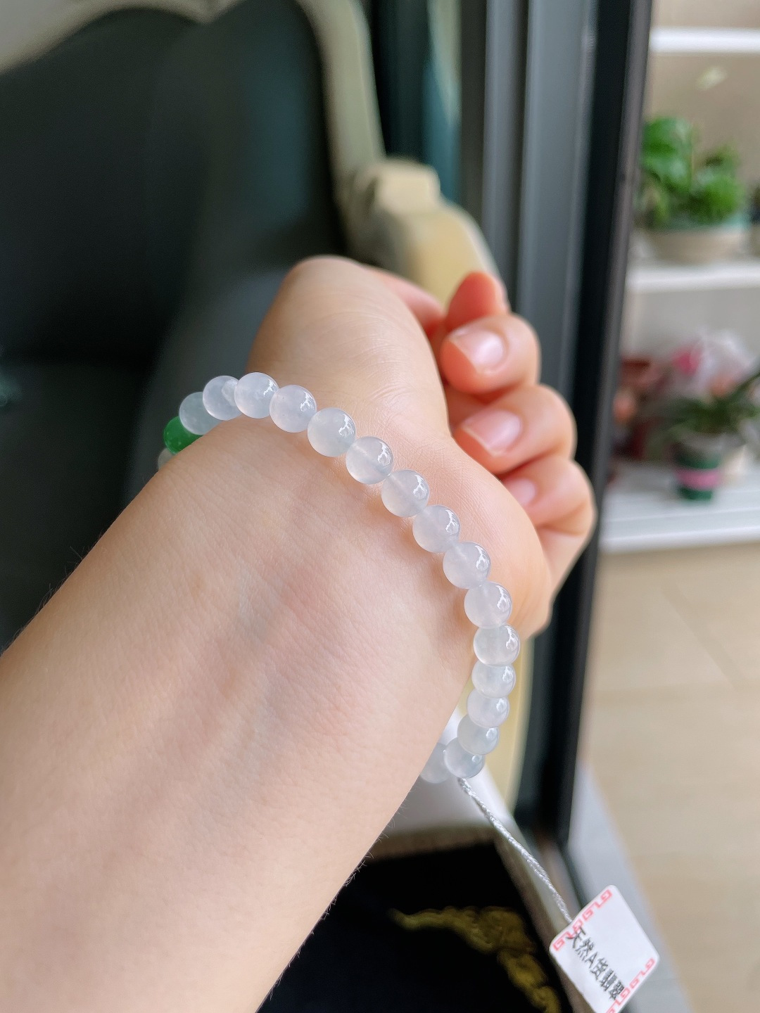 天然翡翠A货，冰种白冰手串，尺寸：6.2mm。【编3540】