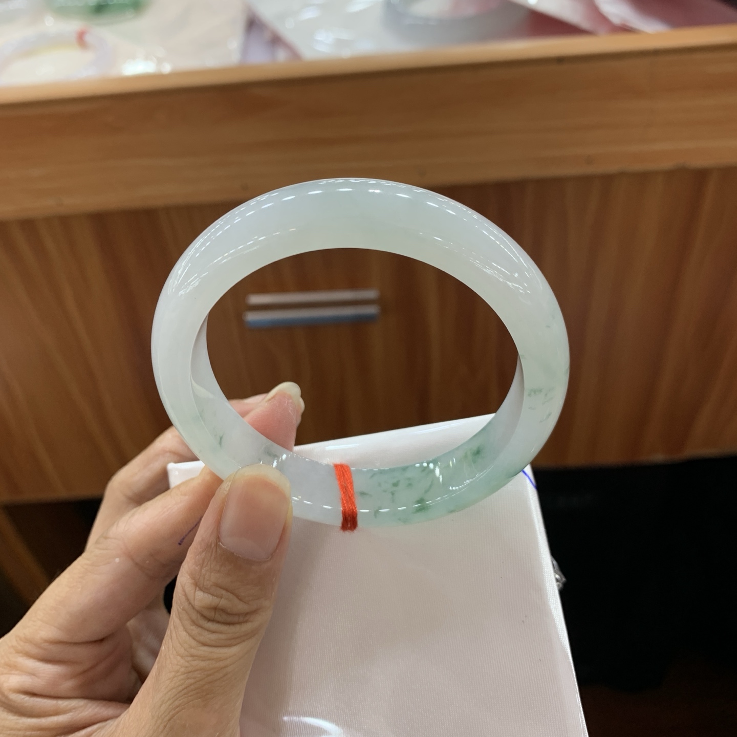 飘花正圈翡翠手镯 57.5-12.5-8.2