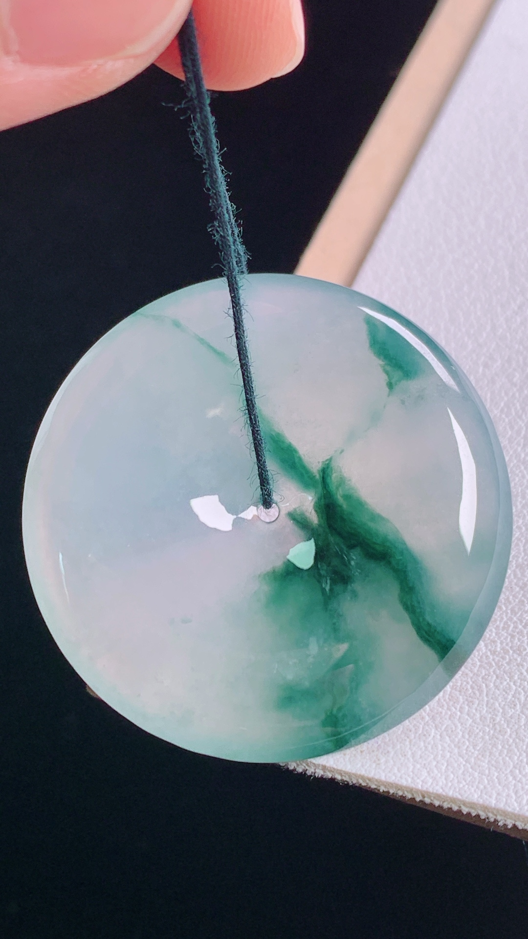 冰飘花平安扣 花色灵动，水润清爽，无裂，尺寸:34.3-5.7mm
