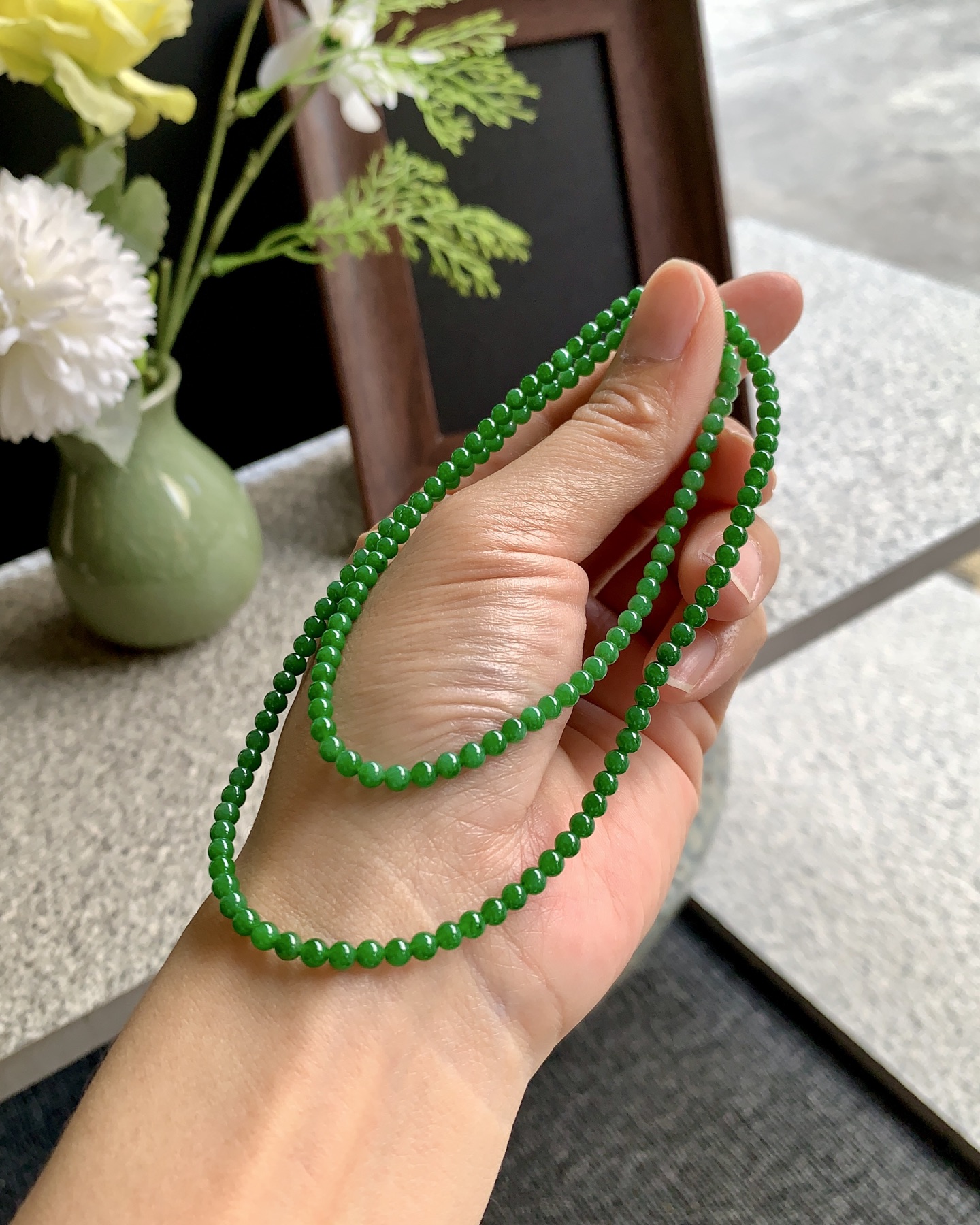 冰绿珠链，颜色鲜阳