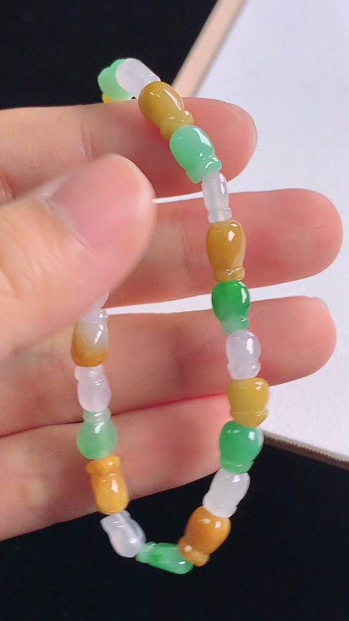 ️多彩手链，尺寸:8.2-6.1-4.5mm 27
