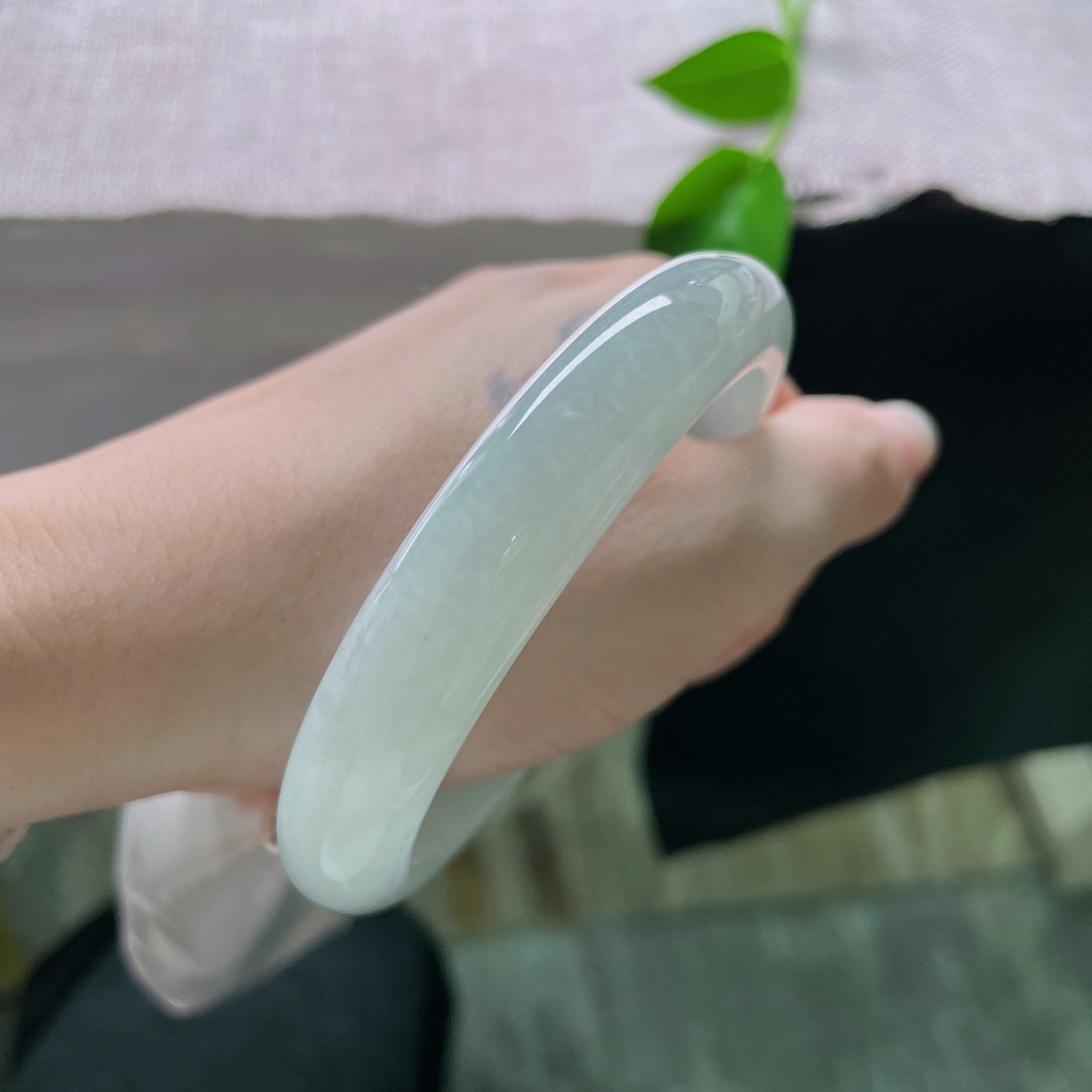 62.7/12.6/8.7，冰感正圈，细腻清新自然，优雅，贵气，灵气十足，无裂，ss52107a
