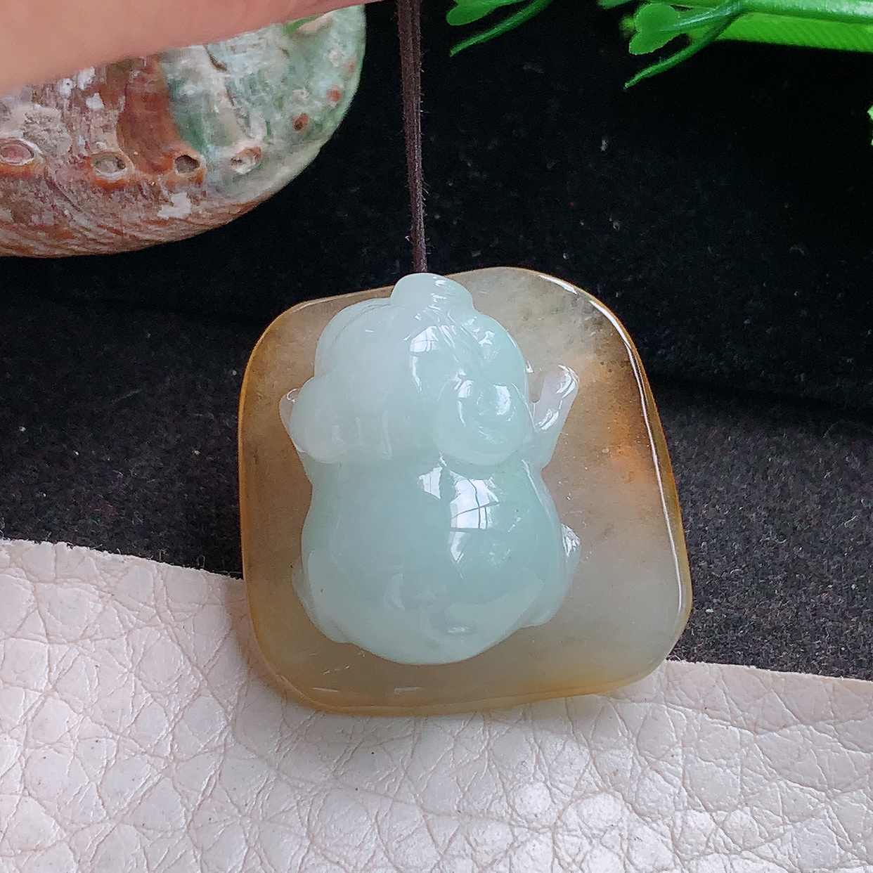 hx实拍26*26*13.8天然缅甸翡翠a货冰双彩生肖猪 招财猪玉吊坠 玉挂件