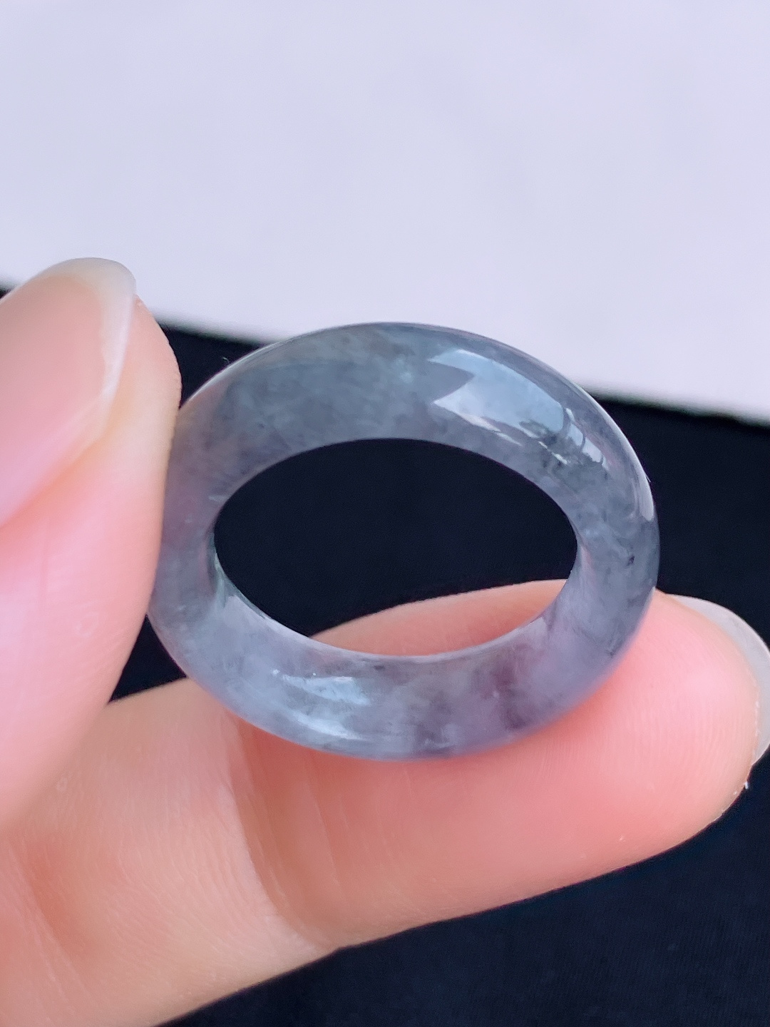 单，冰乌鸡戒指一对，晶莹剔透，尺寸17/6/3.8/+17.2/6.3/3.8/自然光实拍