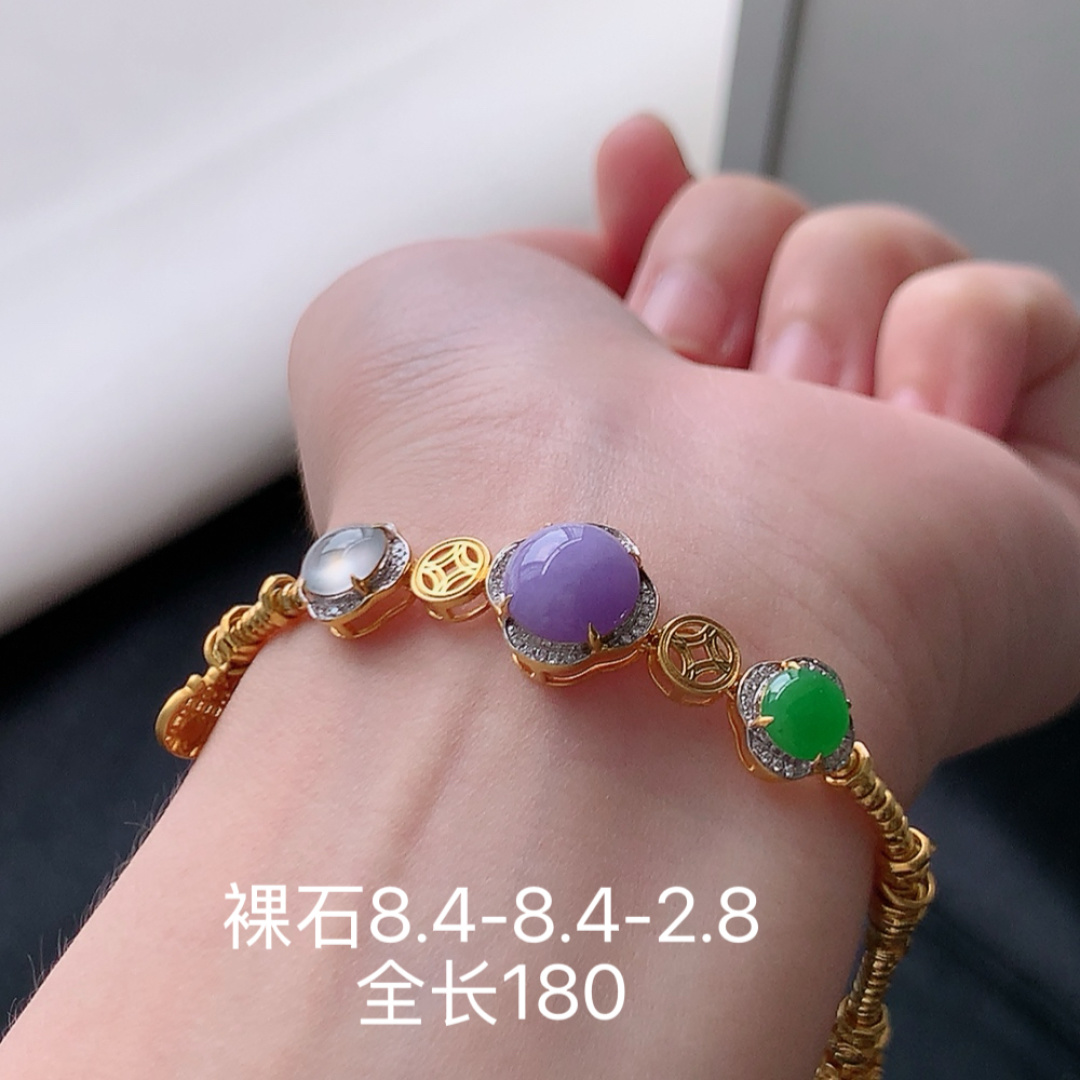 冰紫手链 色彩鲜艳，底子细腻莹润，佩戴清新优雅货号41531，8.4-8.4-2.8