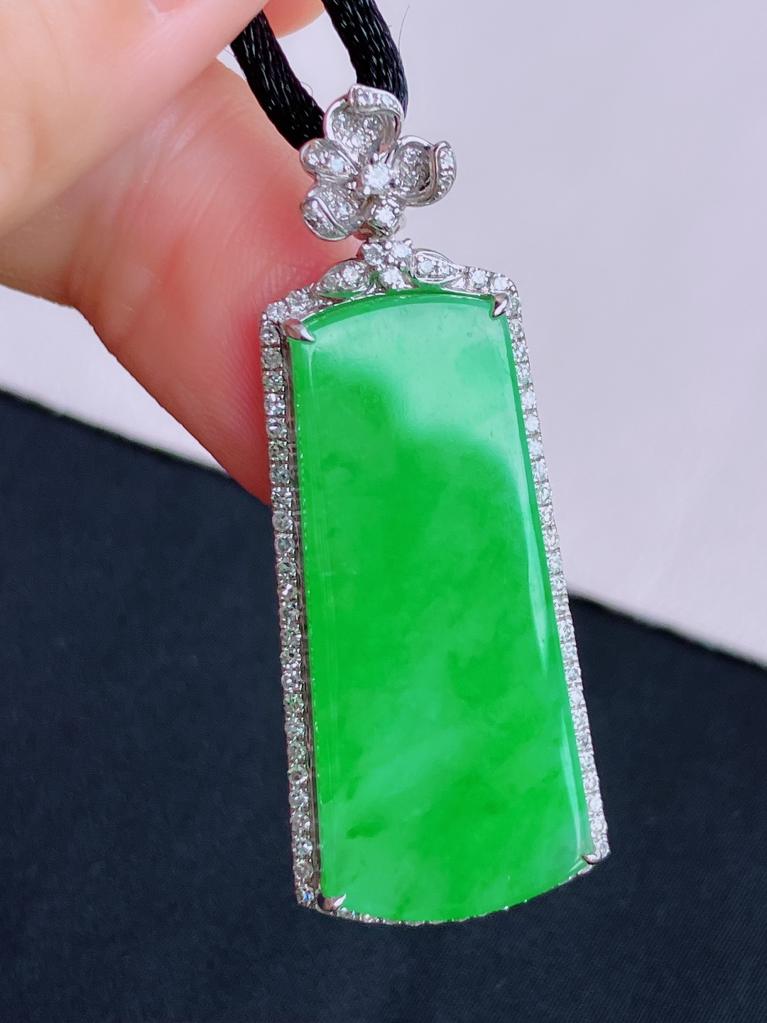 阳绿平安牌，简约时尚，尺寸45/34.8/15.8/6.5/自然光实拍