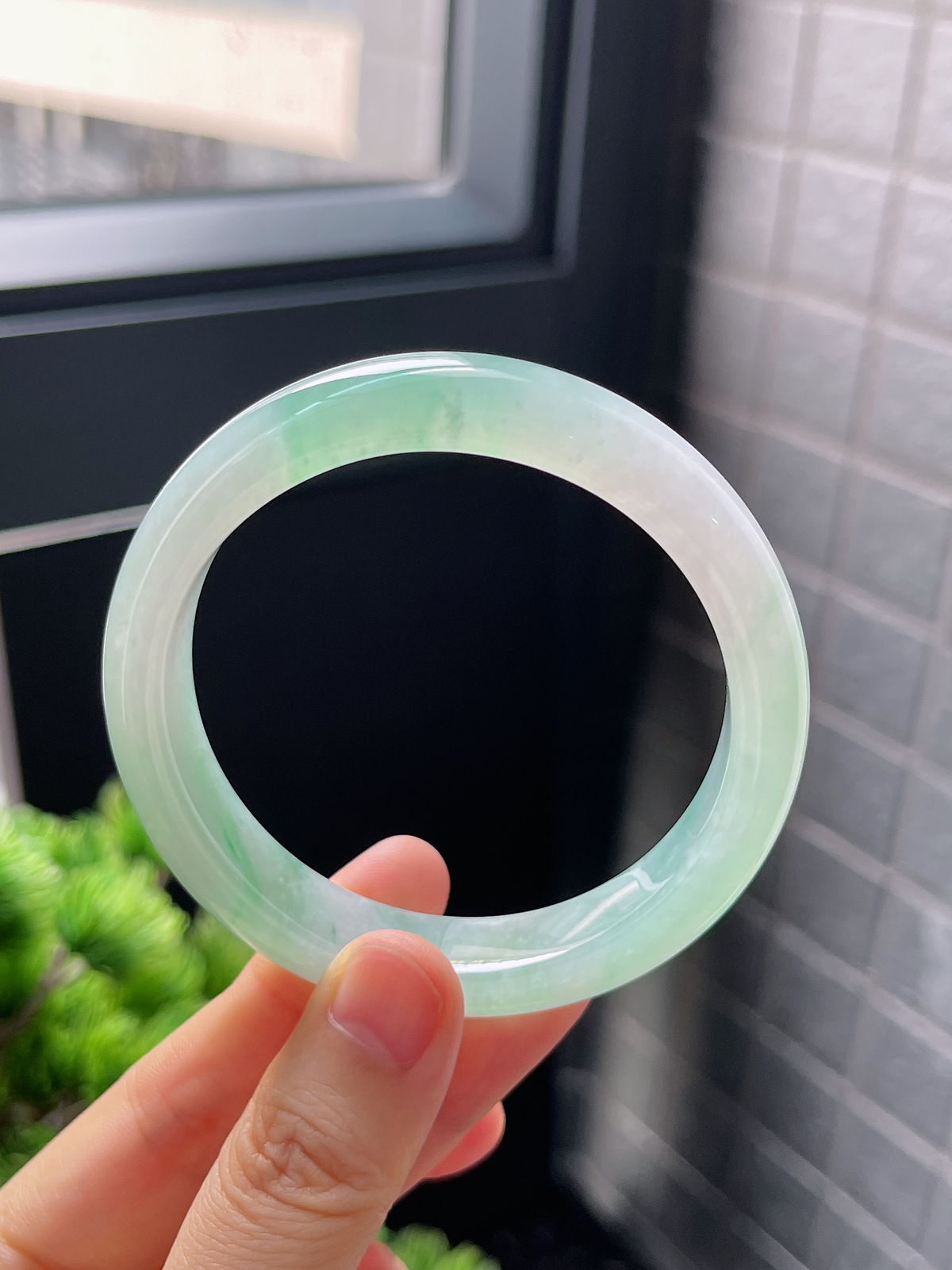 圈口54.8，冰糯飘花雪花棉翡翠正圈手镯