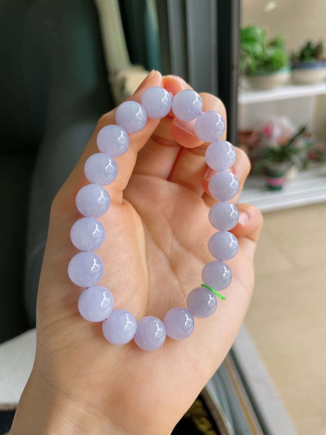 天然翡翠A货，冰手串，尺寸：10mm。【编3952】
