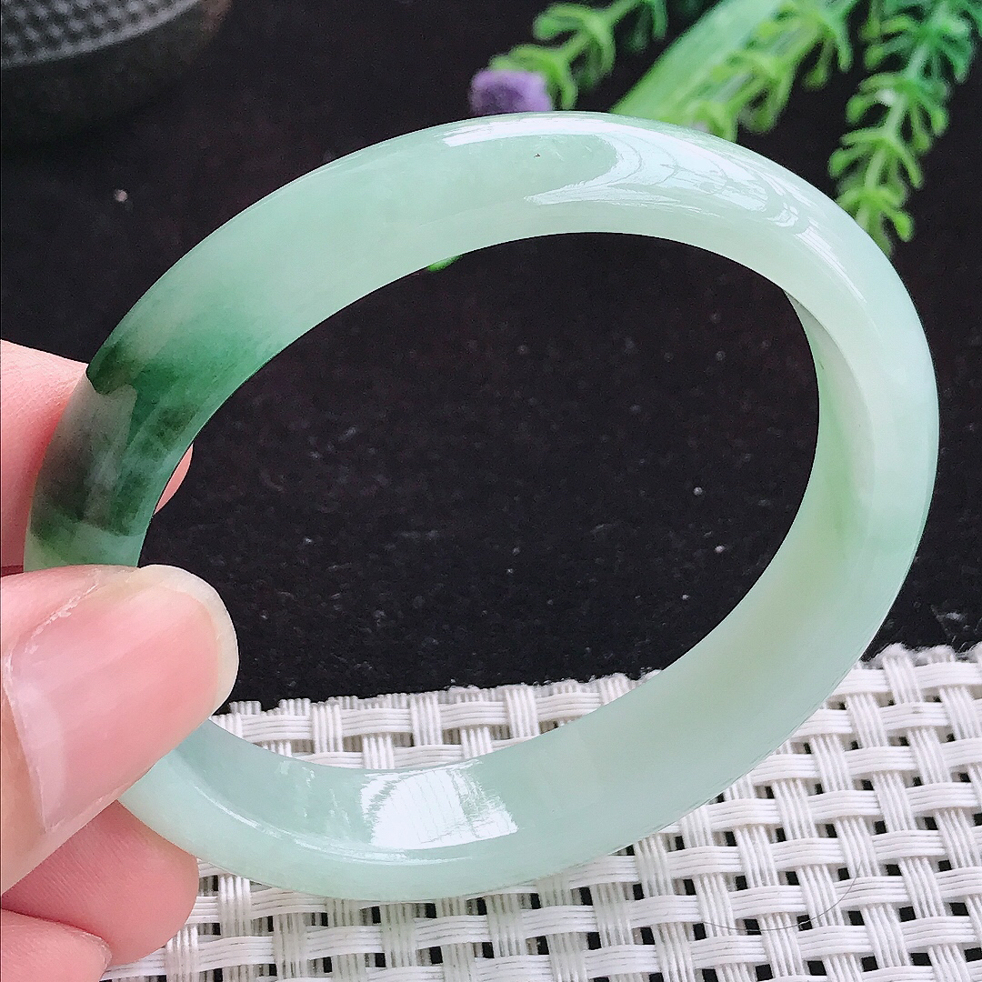 实拍A货翡翠54.5/46.5/12.3/7.2老坑冰润飘花贵妃手镯玉手镯女款平安镯