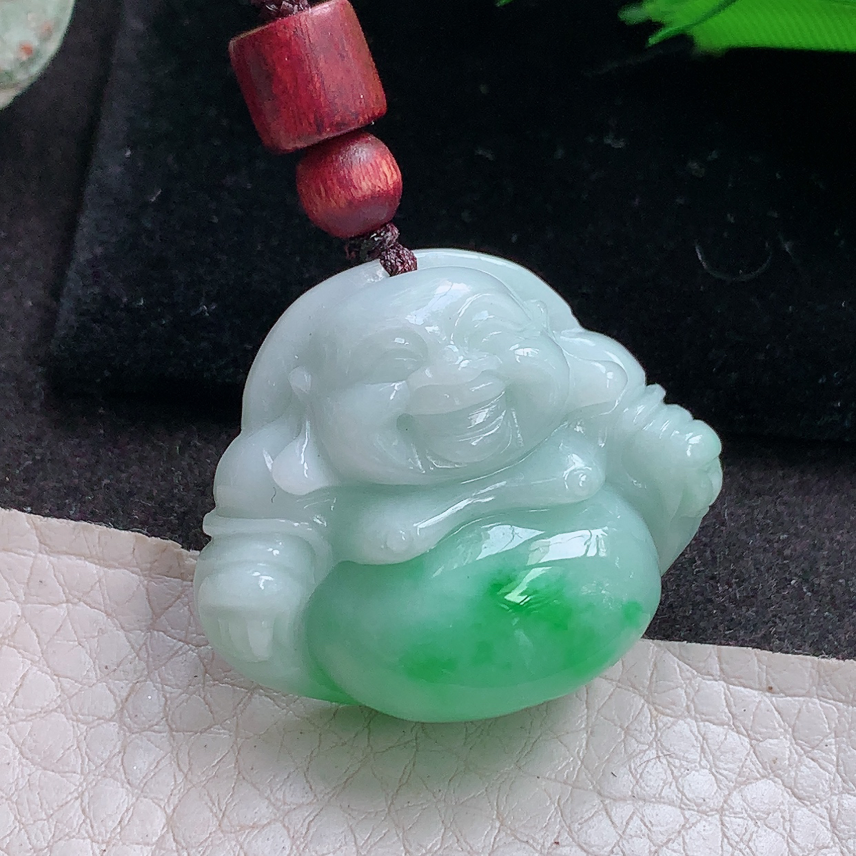 zen实拍29.5*35*12.2缅甸翡翠a货精雕飘绿饱满佛公 弥勒佛玉吊坠 玉挂件