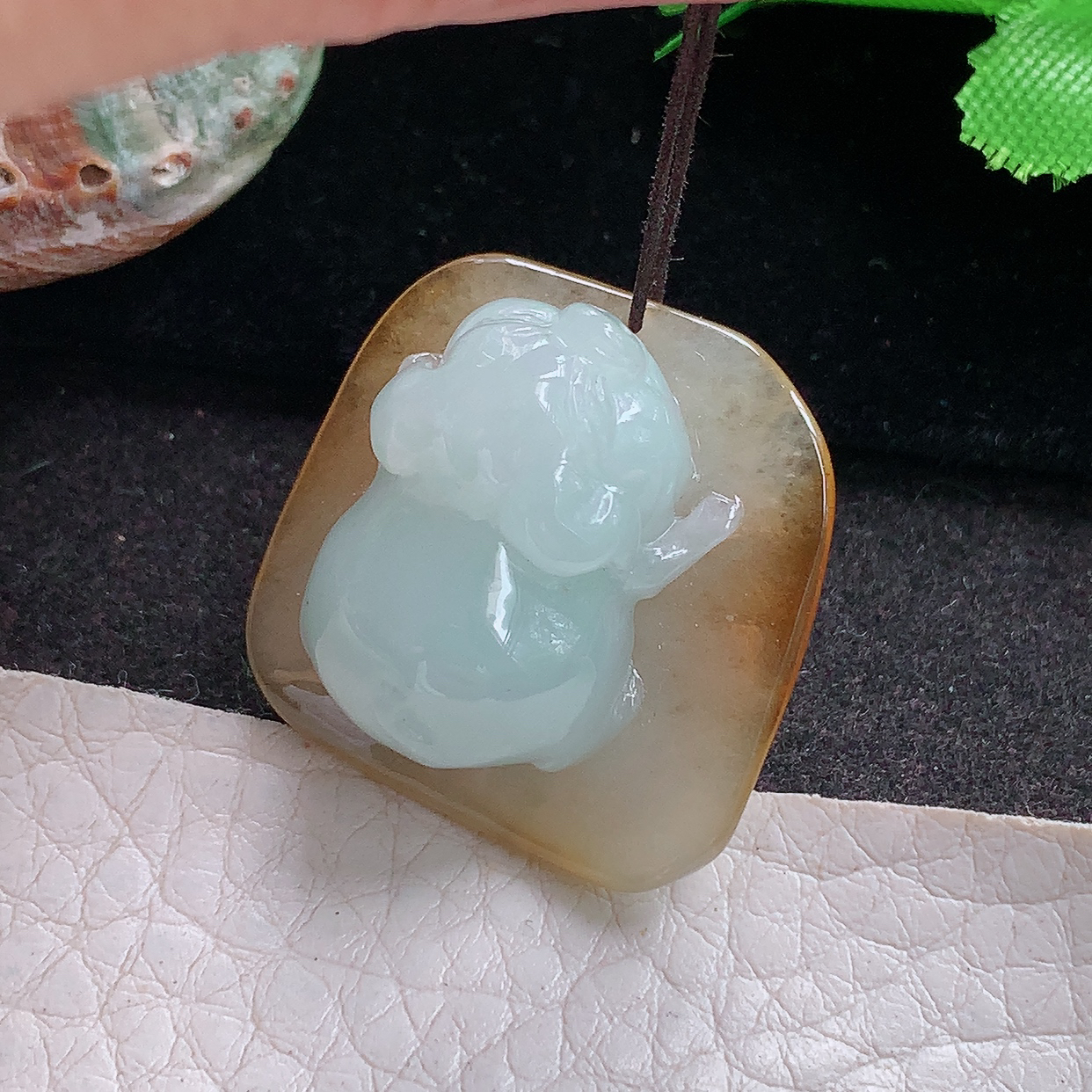 hx实拍26*26*13.8天然缅甸翡翠a货冰双彩生肖猪 招财猪玉吊坠 玉挂件