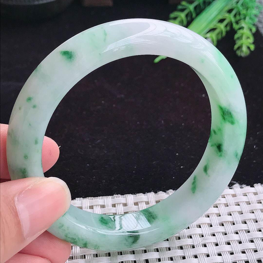 实拍A货翡翠59/12.6/9.5老坑精美飘绿花手镯玉手镯女款平安镯