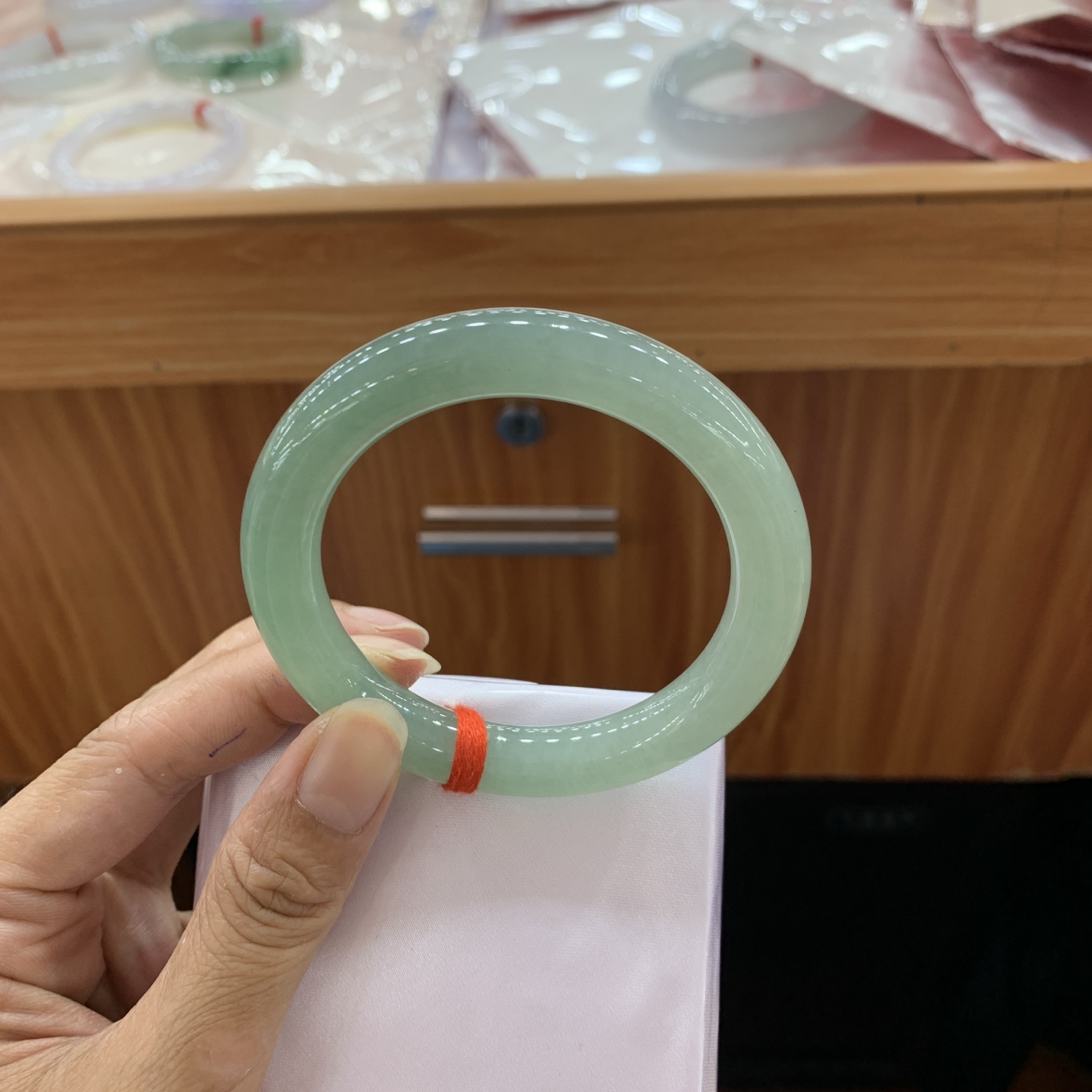 油绿圆条翡翠手镯 54.7-10.4-10.1